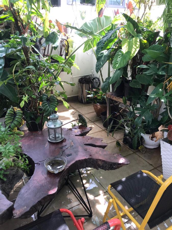 Amango Dorm Hostel Ho Chi Minh City Exterior photo